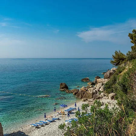 Le Grand Cap 3* Roquebrune-Cap-Martin